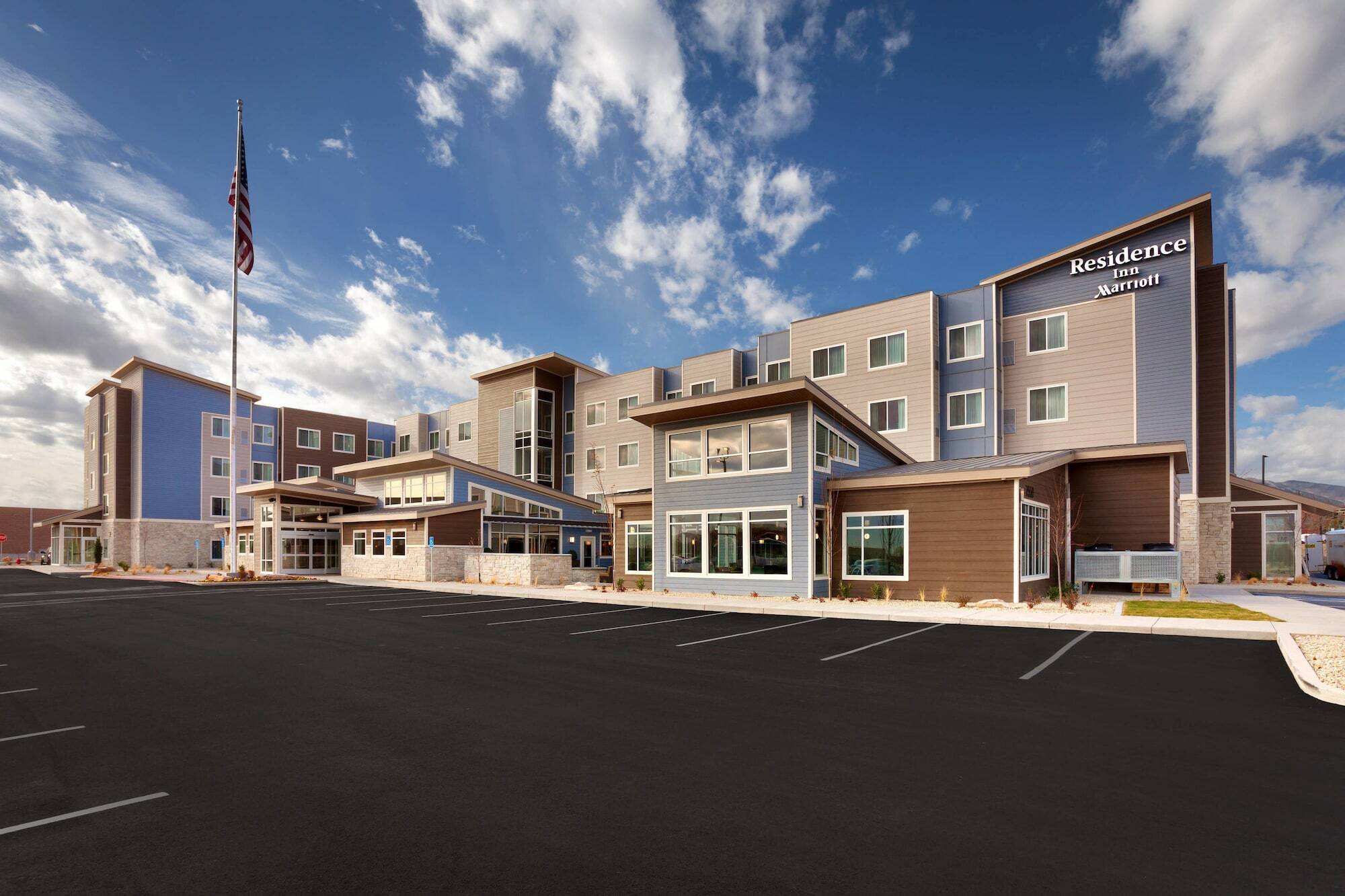 Residence Inn By Marriott Cleveland Airport/Middleburg Heights Dış mekan fotoğraf